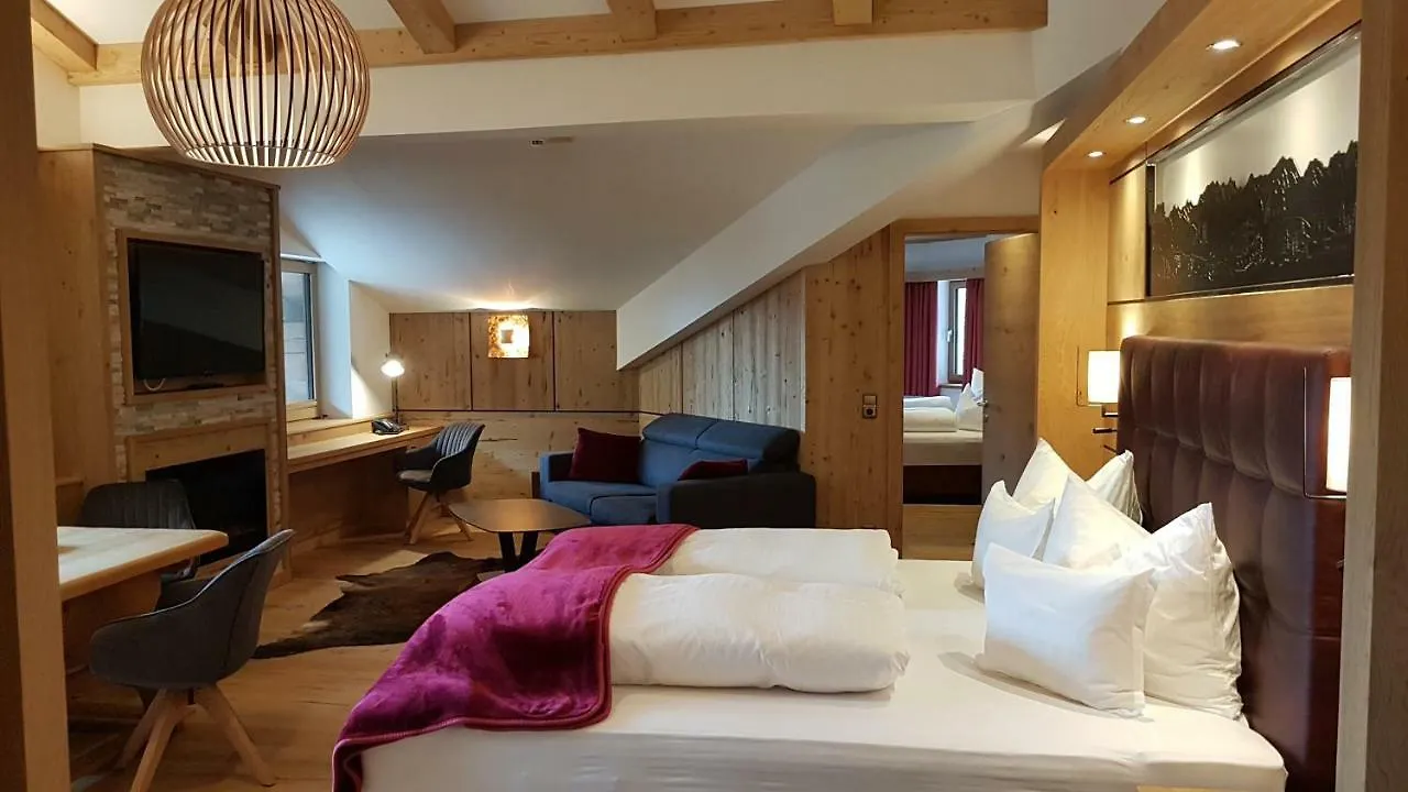 Hotel Tyrolis Zirl 4*,  Österreich